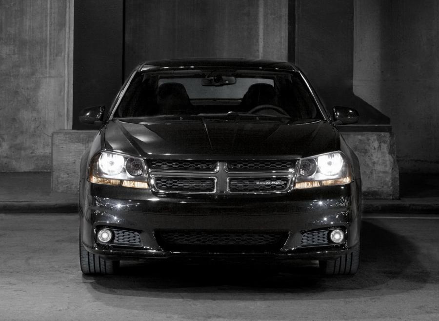  Dodge Avenger 2010 года  (фото 13 из 17)